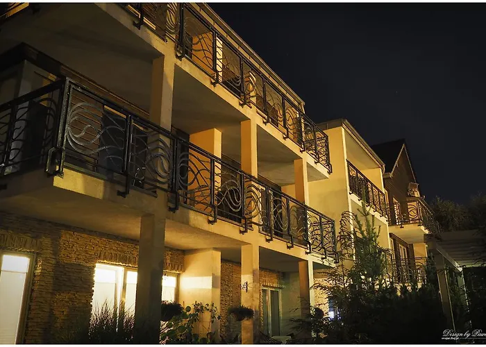 Nyaraló Sekret Dom I *